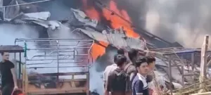 Μακελειό στη Μιανμάρ: 33 νεκροί και δεκάδες τραυματίες από αεροπορική επίθεση σε αγορά – Σοκαριστικές εικόνες