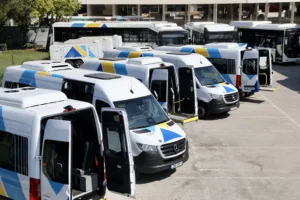 300 ΑμΕΑ εξυπηρετούνται τον μήνα με τα ειδικά οχήματα της ΟΣΥ