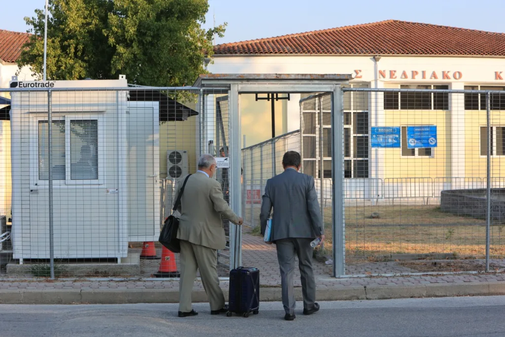 Τέμπη: Σήμερα η απόφαση για το κινητό του σταθμάρχη