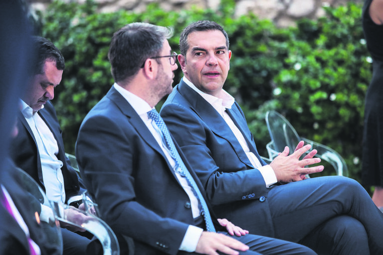 Σενάρια για συνεργασία ΠΑΣΟΚ – ΕΛΑΣ