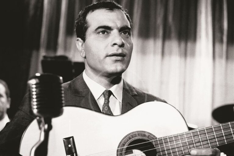 25 χρόνια χωρίς τη φωνή του λαού, τον Στέλιο Καζαντζίδη