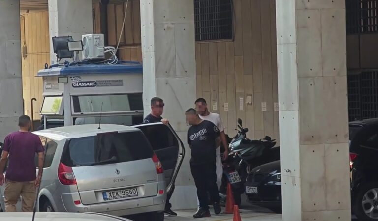 Νεκρό βρέφος στην Κυψέλη: Στην Ευελπίδων οδηγήθηκε ξανά ο 43χρονος – Θα δικαστεί στο Αυτόφωρο