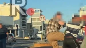Άγρια επίθεση σε ντελιβερά στην Κύπρο: Τον έριξαν από το ποδήλατο και τον χτύπησαν [βίντεο]