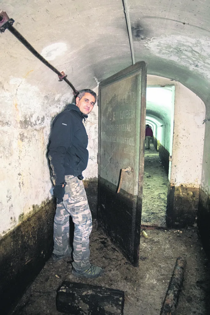 Εσωτερική εικόνα άρθρου