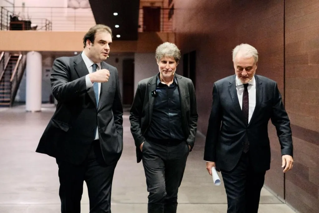 Εσωτερική εικόνα άρθρου