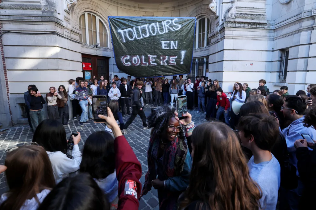 Εσωτερική εικόνα άρθρου
