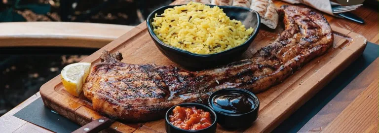 Meat n’ Roses: Όταν το premium κρέας συναντά την κουλτούρα του street food