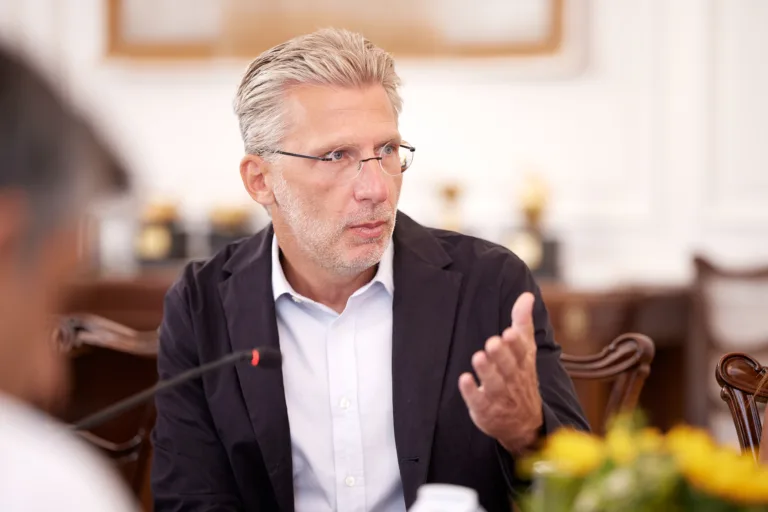 Άκης Σκέρτσος: Στόχος το δημόσιο σχολείο του Κολωνού να μην έχει τίποτα να ζηλέψει από το Κολωνάκι