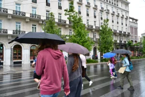 Έκτακτο δελτίο επικίνδυνων φαινομένων: Κόκκινος συναγερμός για επικίνδυνη κακοκαιρία – Στο επί