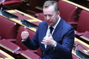 Βασίλης Κόκκαλης: Ανακοίνωσε την προσχώρησή του στο κόμμα Τσίπρα