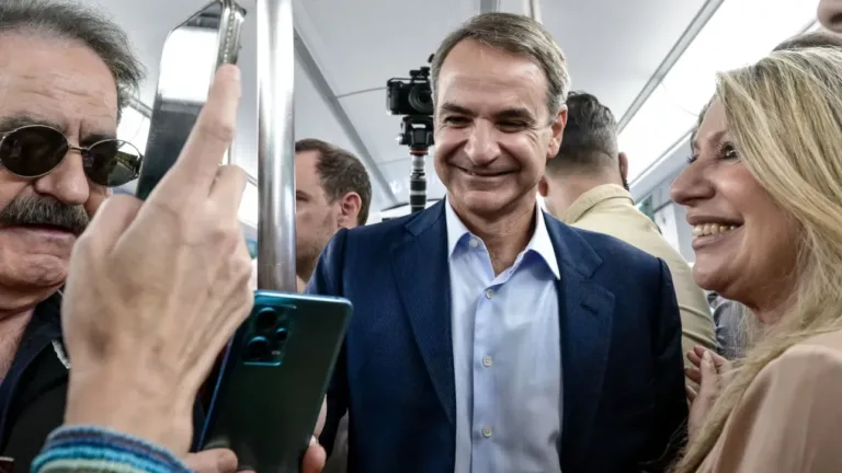 Κυριάκος Μητσοτάκης: Ακολούθησε το δρομολόγιο της Γραμμής 1 – «14 πλήρως ανακατασκευασμένοι συρμοί ΗΣΑΠ το 2027»