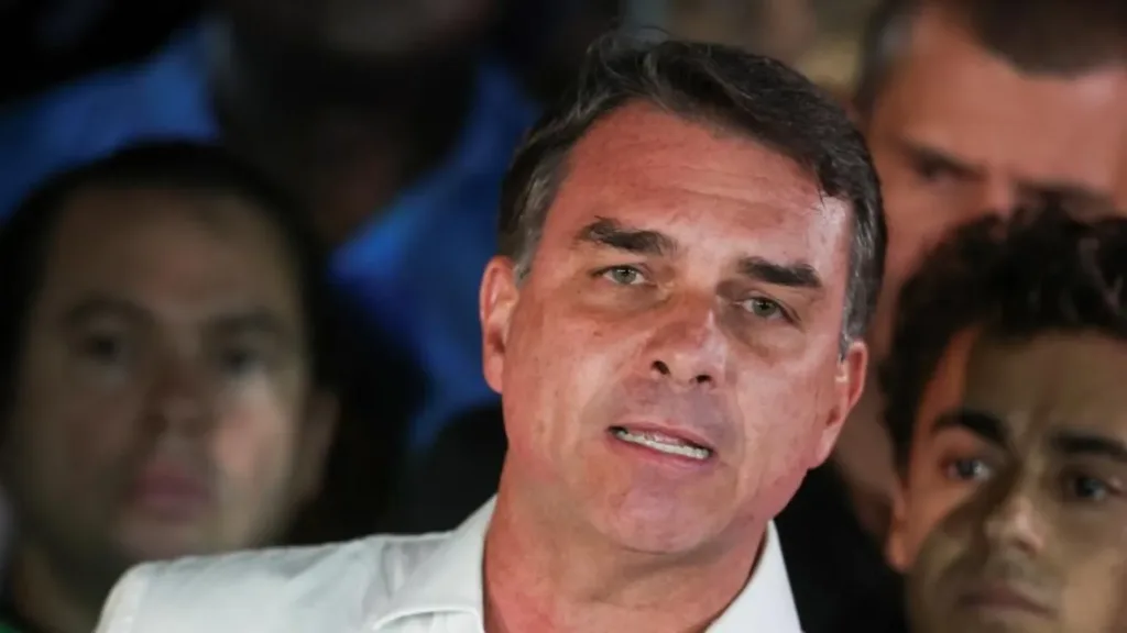 Θρίλερ με τον Μπολσονάρου: Φήμες ότι διέφυγε στην Αργεντινή – Του ακύρωσαν τα διαβατήρια ̵