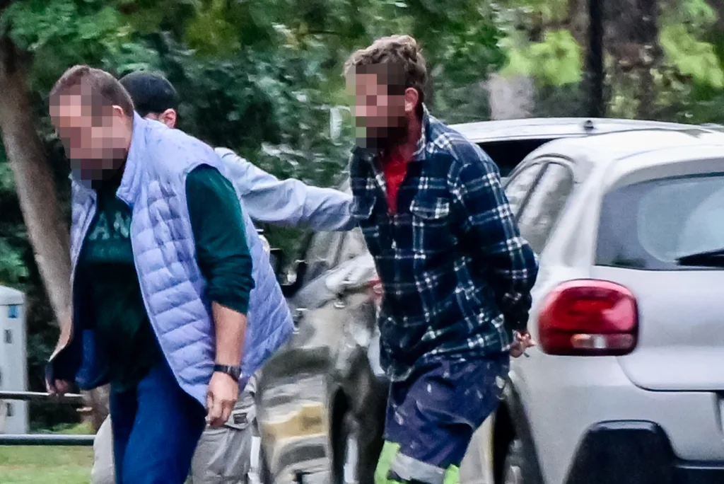 Λαύριο: Πέντε καταγγελίες και μία σύλληψη πριν από την αιματηρή επίθεση – Πώς εισέβαλε στο σπίτι ο 3