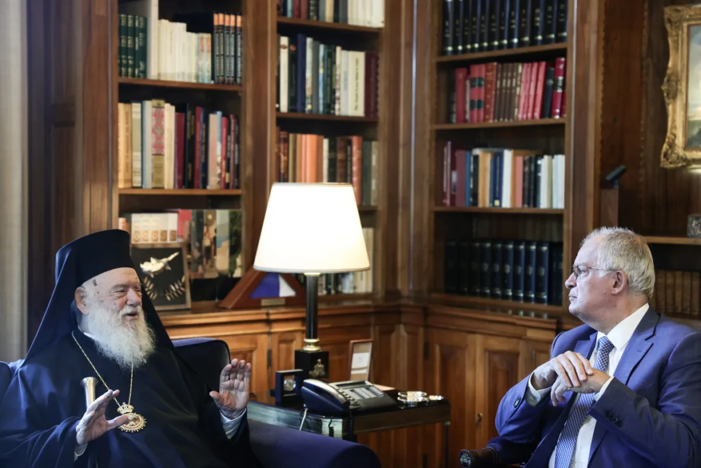 Εσωτερική εικόνα άρθρου