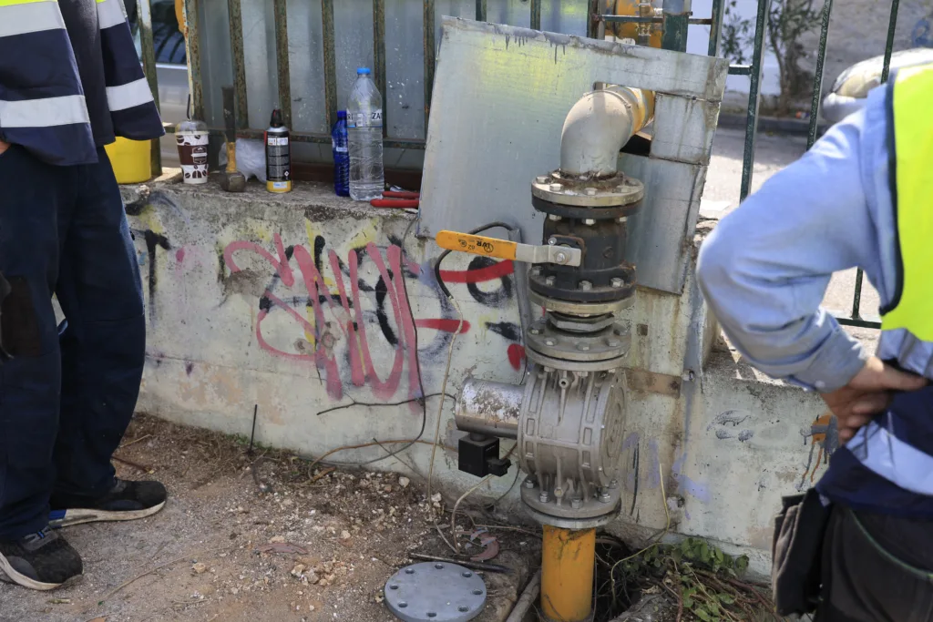 Γκράβα: Κλειστά τα σχολεία μέχρι να βγει πόρισμα – Τηλεκπαίδευση για 4.000 μαθητές