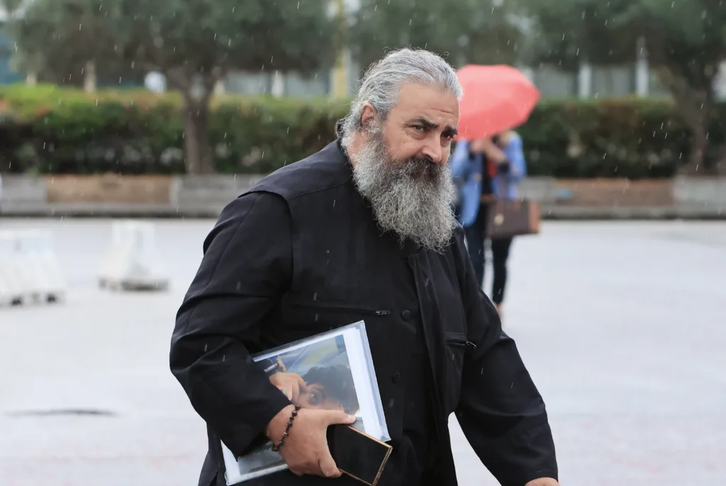 Δίκη για τα Τέμπη: Με την οικογένεια του Κύπριου φοιτητή Κυπριανού Παπαϊωάννου ξεκίνησαν οι σημεριν