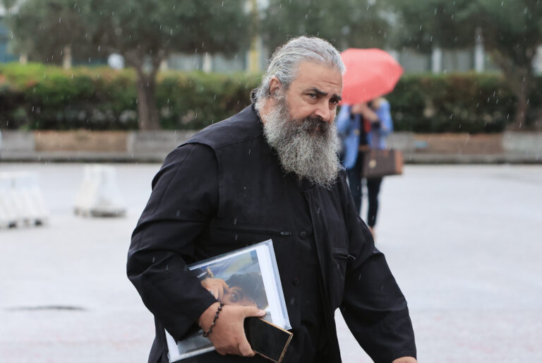 Δίκη για τα Τέμπη: Με την οικογένεια του Κύπριου φοιτητή Κυπριανού Παπαϊωάννου ξεκίνησαν οι σημερινές καταθέσεις