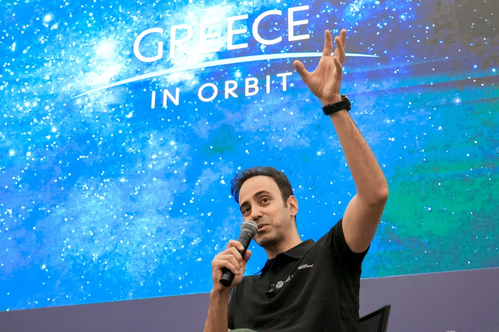 Ο πρώτος Έλληνας αστροναύτης δίνει «ραντεβού» στον Διεθνή Διαστημικό Σταθμό το 2027 – «Από μικ