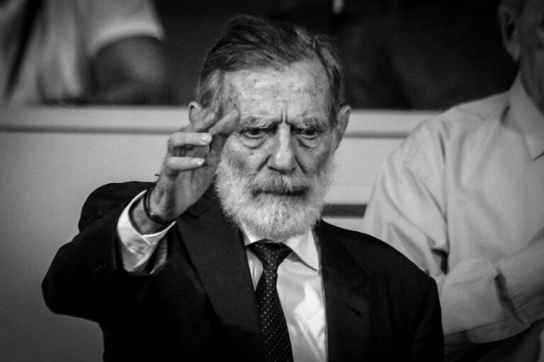 Δήμητρα Σιγάλα: Το συγκλονιστικό αντίο στον Γιώργο Βαρδινογιάννη – «Να έχεις γαλήνιες θάλασσες, καπετάνιε μου»