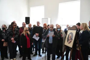 Μπέτυ Βαλάση: Με μεγάλη συγκίνηση το τελευταίο αντίο στην αγαπημένη «Λωξάντρα»