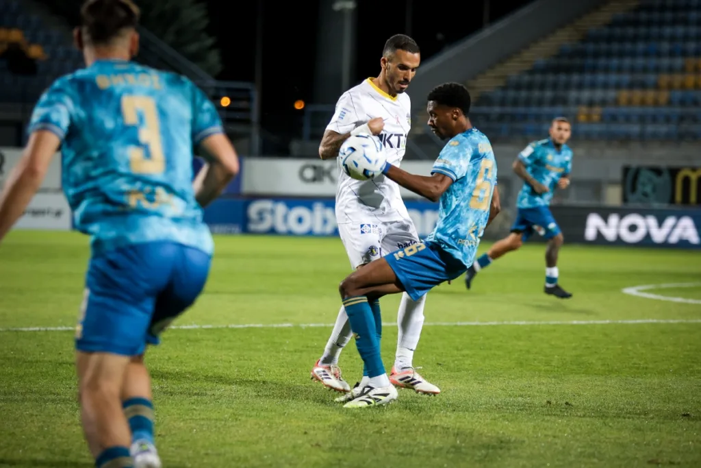 Super League: Στο 0-0 «κόλλησαν» Αστέρας Τρίπολης και Λεβαδειακός 