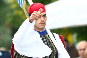 28η Οκτωβρίου: LIVE η μεγάλη στρατιωτική παρέλαση στη Θεσσαλονίκη – Τα νέα όπλα που κλέβουν την παρά