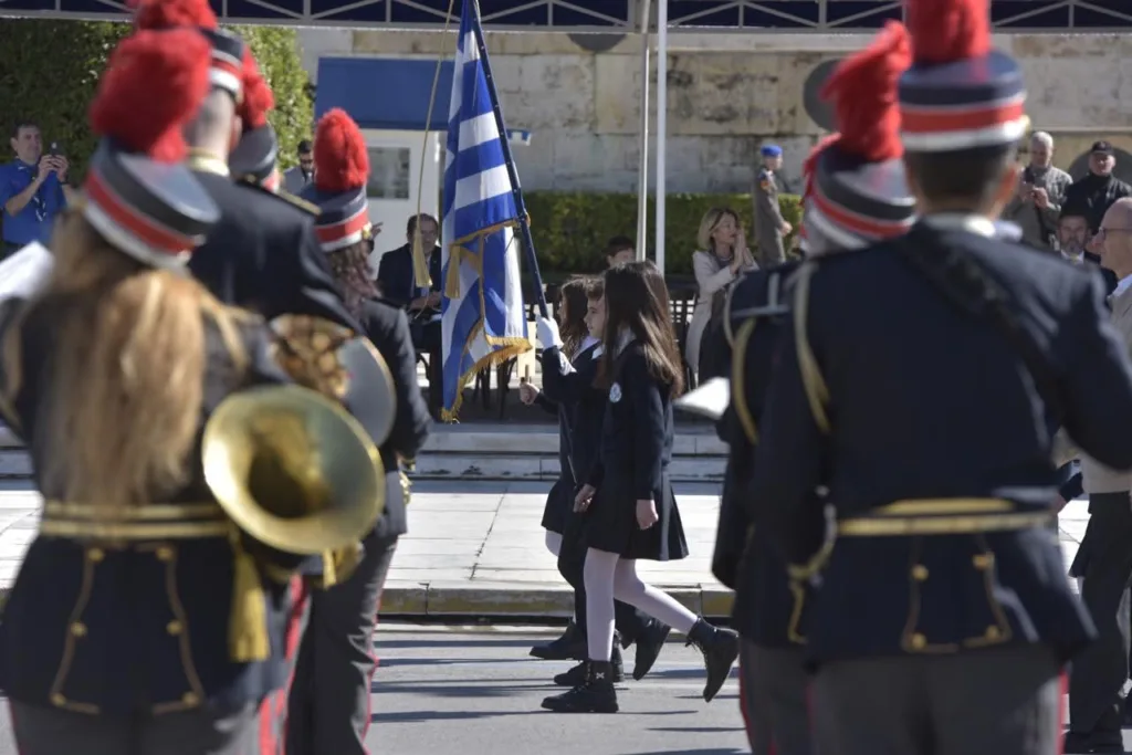 Εσωτερική εικόνα άρθρου