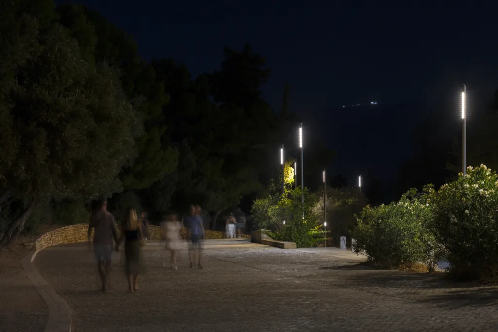 Εσωτερική εικόνα άρθρου