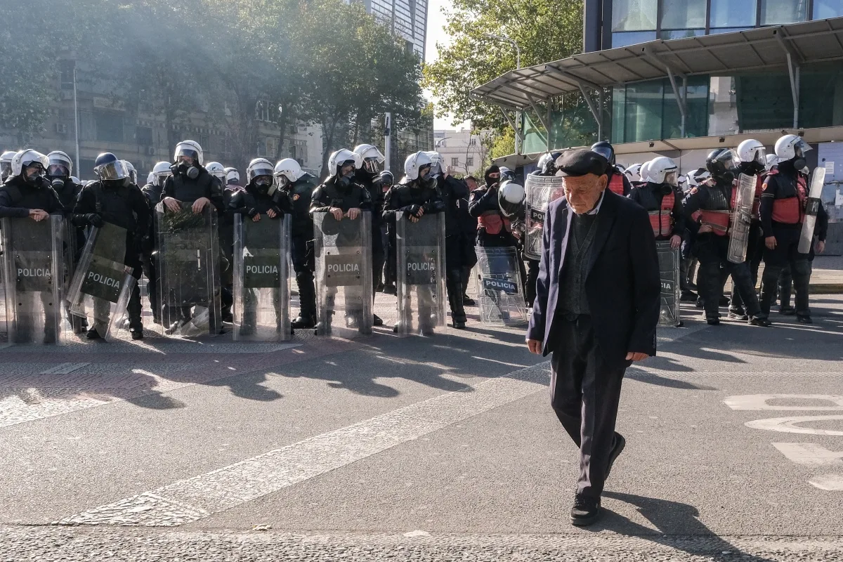 Εσωτερική εικόνα άρθρου