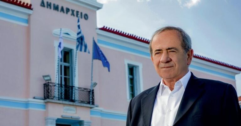 Σε κρίσιμη κατάσταση ο δήμαρχος Ανατολικής Μάνης μετά από ατύχημα μέσα στο σπίτι του – Φέρει βαριές κρανιοεγκεφαλικές κακώσεις