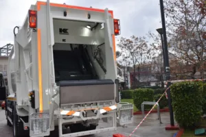 Ηλιούπολη: Ακρωτηριάστηκε δάχτυλο εργαζομένου στην καθαριότητα