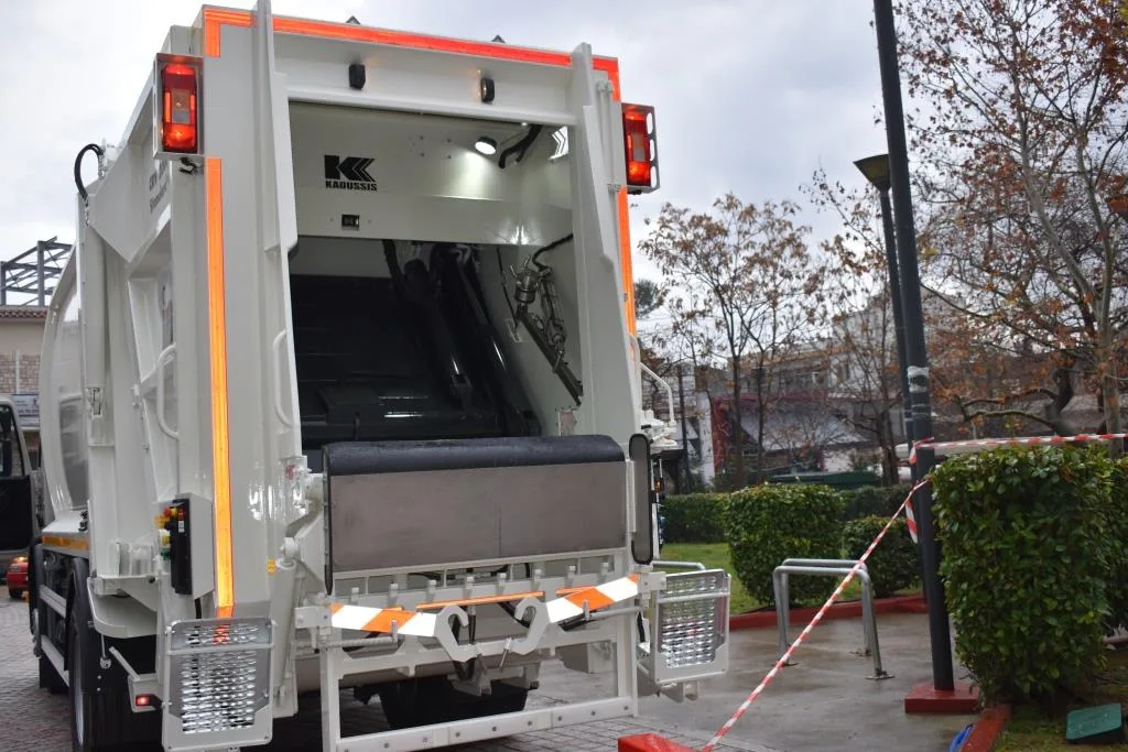 Ηλιούπολη: Ακρωτηριάστηκε δάχτυλο εργαζομένου στην καθαριότητα
