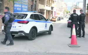 Θεωρίες συνωμοσίας επειδή κάνουν τη δουλειά τους