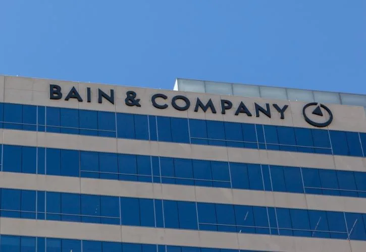 BAIN & COMPANY: Επενδύσεις 17 τρισ. δολαρίων για τη βιώσιμη ανάπτυξη την τελευταία δεκαετία