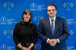 Συνάντηση Πιερρακάκη – Κοβέσι στο Λουξεμβούργο: Στο επίκεντρο διαφάνεια, λογοδοσία και προστασία των
