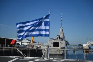 Μητσοτάκης για φρεγάτα «Νέαρχος»: «Καλοτάξιδος στις πάντα ελεύθερες θάλασσές μας» – Το θαλάσσιο «τεί
