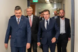 Συνάντηση Χρυσοχοΐδη με Τούρκο υπουργό Εσωτερικών: Στο επίκεντρο η ασφάλεια και το οργανωμένο έγκλημ