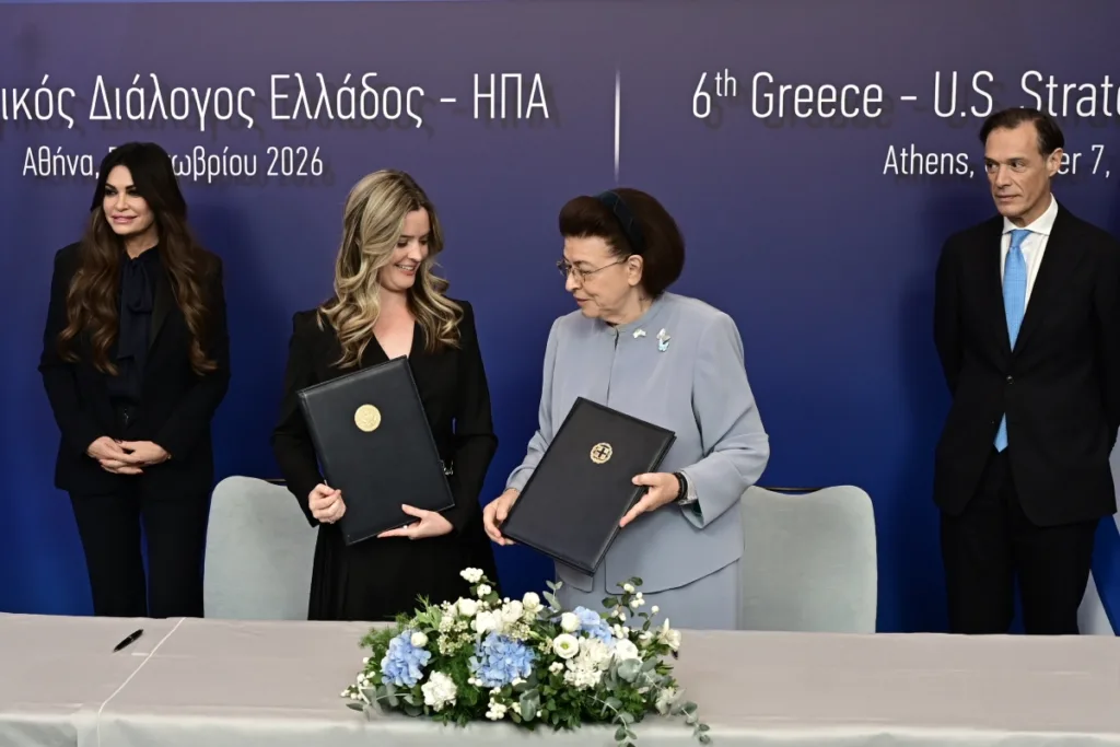 Ανεώθηκε το μνημόνιο Πολιτισμού Ελλάδας- ΗΠΑ – Μενδώνη: «Σημαντικό στοιχείο της συνεργασίας μα