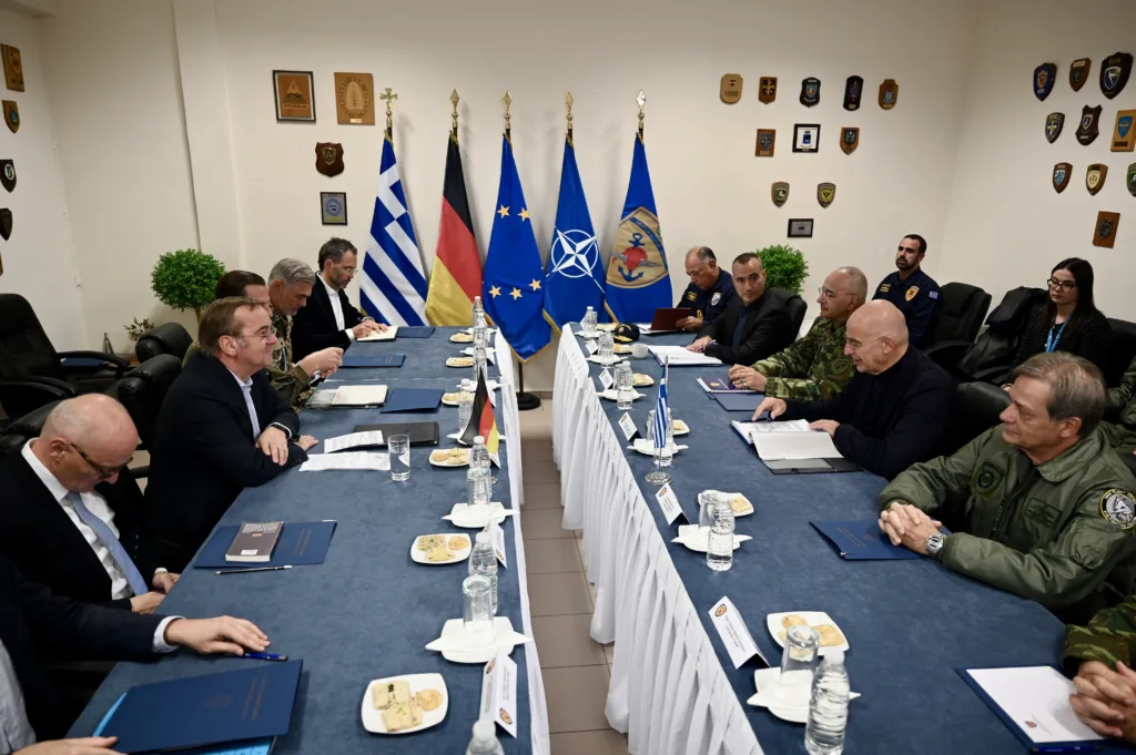 Εσωτερική εικόνα άρθρου