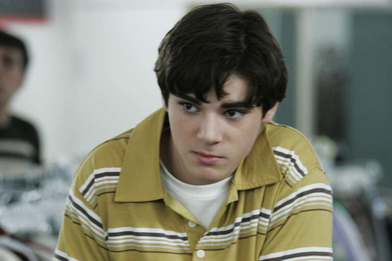 Νεκρός ο 34χρονος ηθοποιός του «Breaking Bad», RJ Mitte