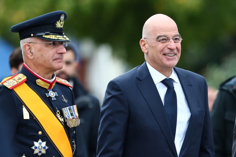 Δένδιας για 28η Οκτωβρίου: Η ταχύτατη εξέλιξη των Ενόπλων Δυνάμεων στο πλαίσιο της «Ατζέντας 2030» απαραίτητος όρος για την εθνική επιβίωση