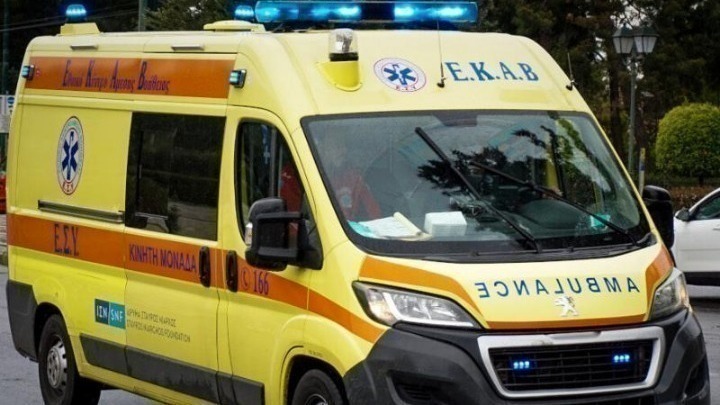 Θεσσαλονίκη: Στο νοσοκομείο 18χρονη που έπεσε από 4ο όροφο πολυκατοικίας στους Αμπελόκηπους
