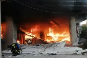 Έκρηξη σε διαμέρισμα στη Θεσσαλονίκη: Στο νοσοκομείο 30χρονη με εγκαύματα