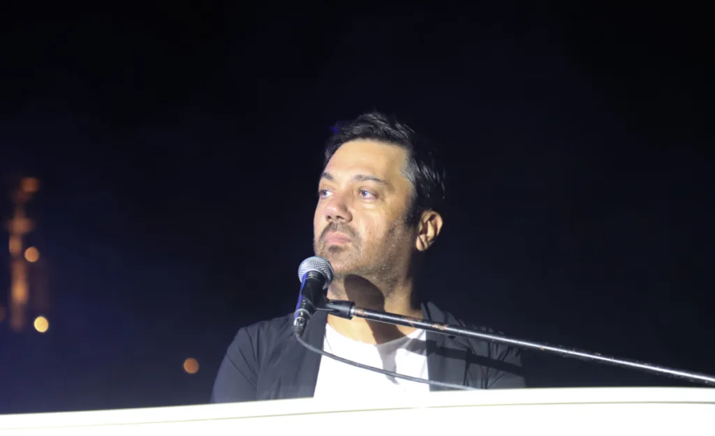 Γιώργος Θεοφάνους: Η αποκάλυψη για την «Κόκκινη Γραμμή» – Για ποια τραγουδίστρια γράφτηκε πριν