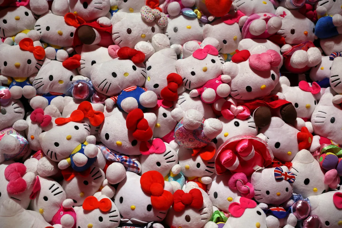 Λούτρινα κουκλάκια Hello Kitty.