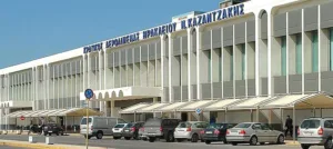 Κρήτη: Συναγερμός στο αεροδρόμιο Ηρακλείου – Έκτακτη προσγείωση C-130