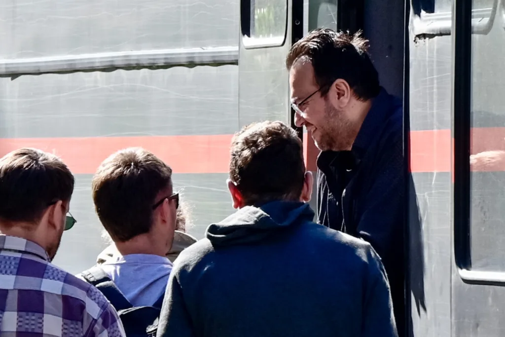 ΕΦΚΑ: Πώς πληρωνόντουσαν Βολάνης, Κελεκίδου και Ζαζόπουλος από τον Καμπούρη – Ποινική δίωξη για 5 κα