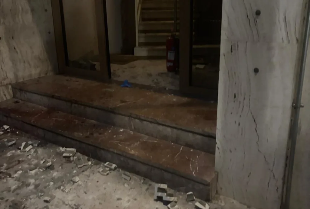 Εκρηξη στον Κολωνό: Πώς πυροδοτήθηκε ο εκρηκτικός μηχανισμός – Η ανακοίνωση της αστυνομίας [ει