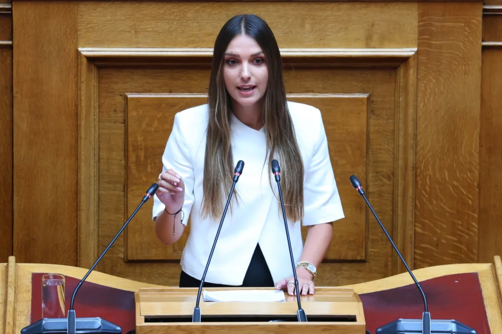Μυρτώ Κοροβέση: Εντάσσεται στο ΠΑΣΟΚ – Πότε θα συναντηθεί με τον Ανδρουλάκη 