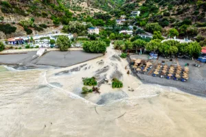Κακοκαιρία στην Κρήτη: Βιβλική καταστροφή και νέα μηνύματα 112 σε Ιεράπετρα και Ρέθυμνο